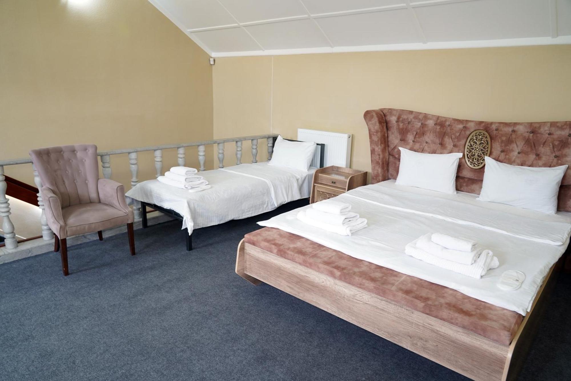 Hostel Premium Ташкент Екстер'єр фото
